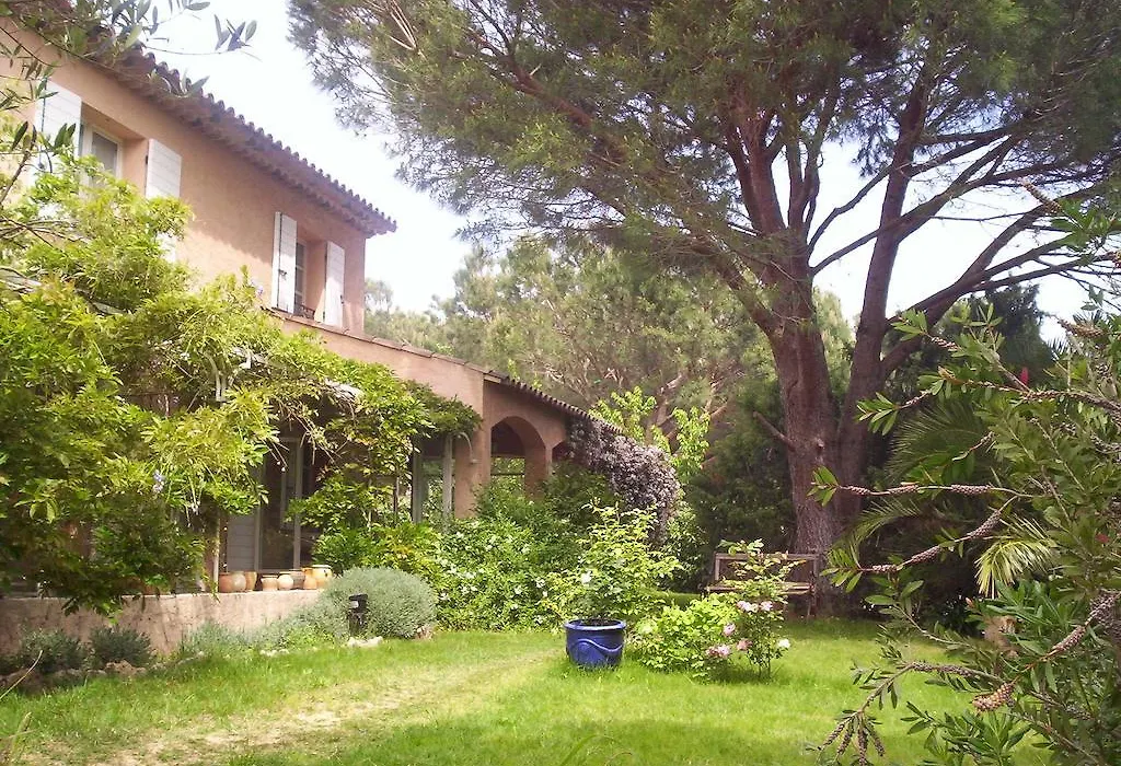 Les Glycines-1